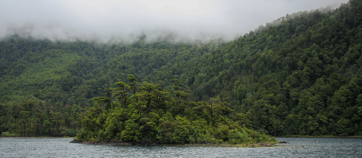 Lago Pirihueico, Panguipulli, Chile